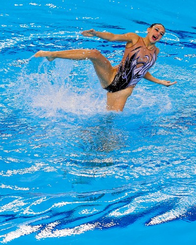 Balet w wodzie, czyli pływaczki synchroniczne w akcji