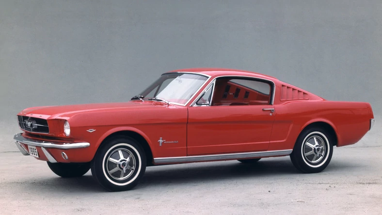 Ford Mustang (pierwsza generacja; rok modelowy 1965)