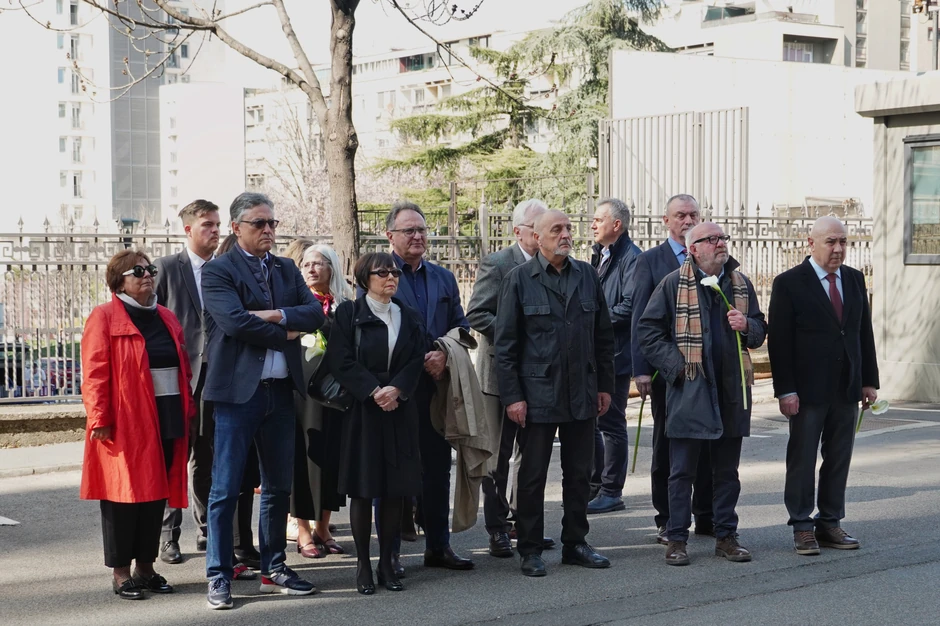 Odavanje pošte Zoranu Đinđiću
