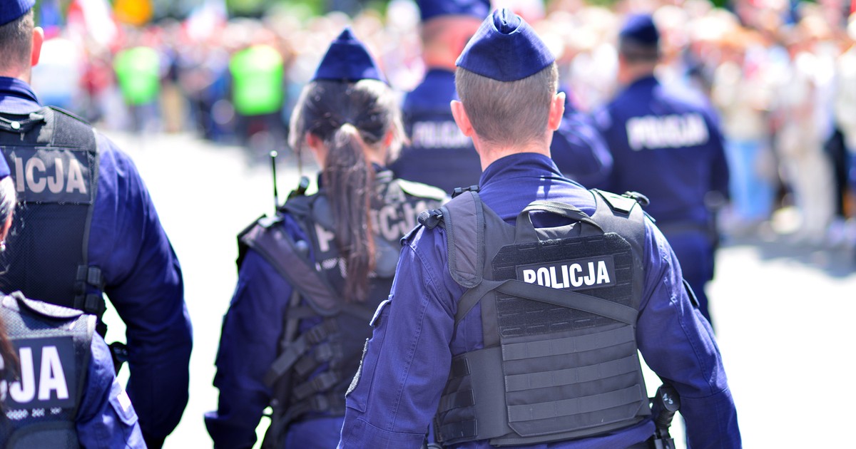 Policjanci dostaną do 1800 zł miesięcznie. "Czekali kilkanaście lat"