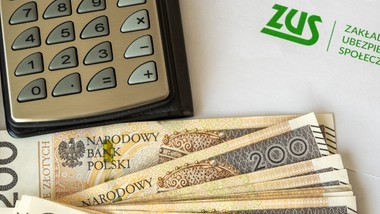 12 600 zł z zus w maju 2025 roku. komu przysługuje nowy dodatek do renty socjalnej? [kryteria]