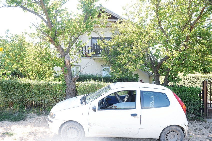 Miletići se 
zaključali u kuću
i negiraju da je deda kriv