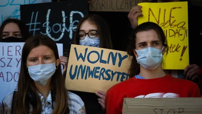 Protest studentów. Uniwersytet Pedagogiczny w Krakowie