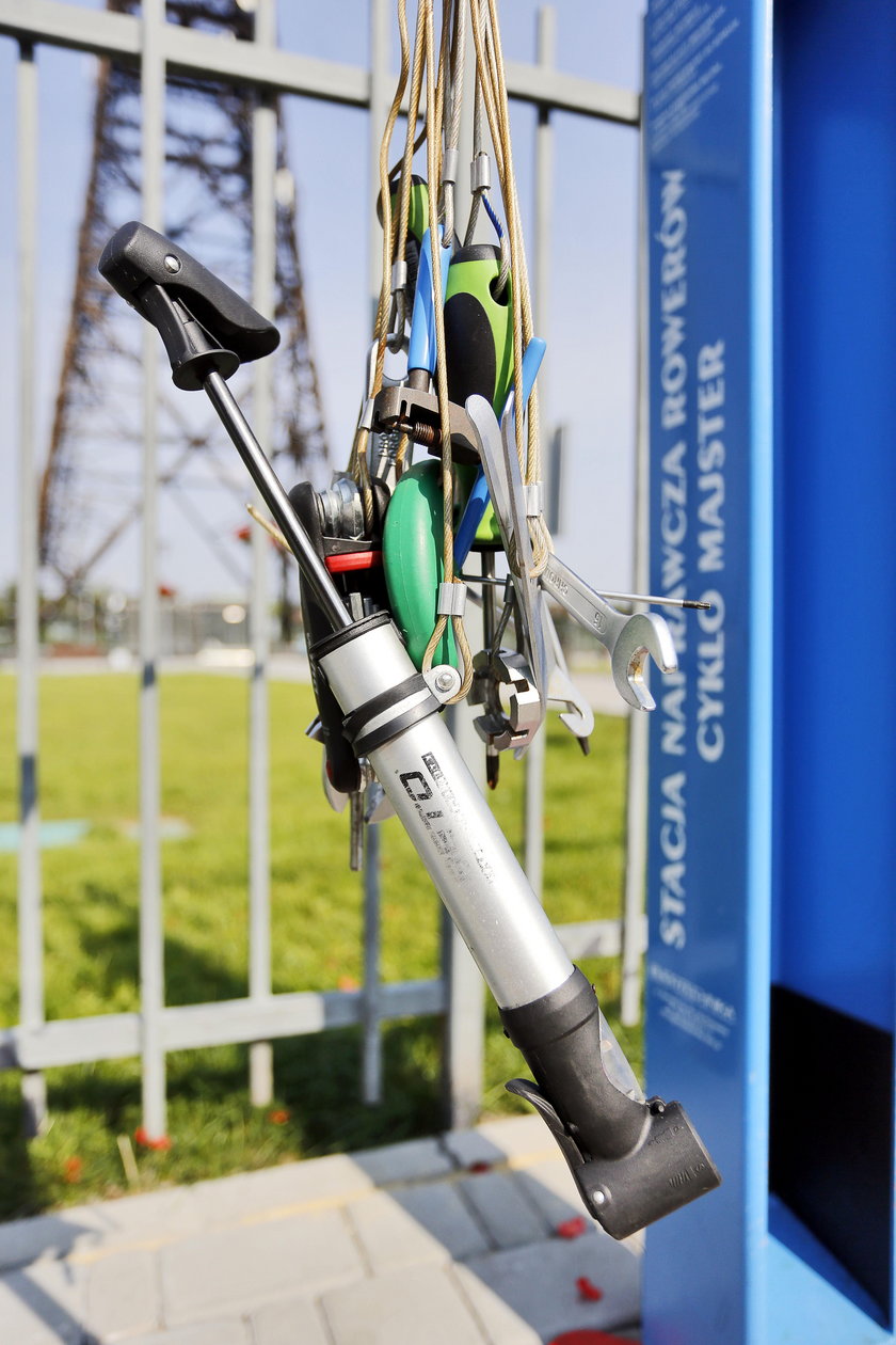 Samoobsługowa stacja do naprawy rowerów