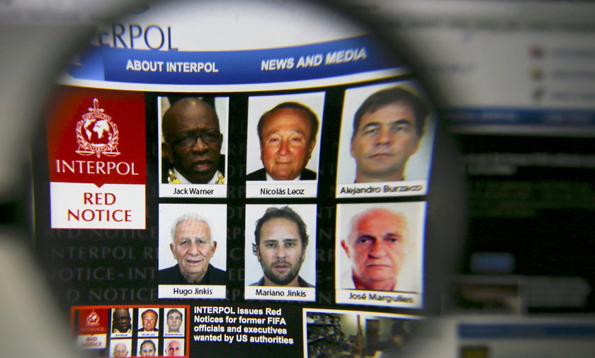 Interpol zawiesił współpracę z FIFA