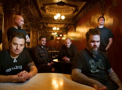 Neurosis wraca do Polski