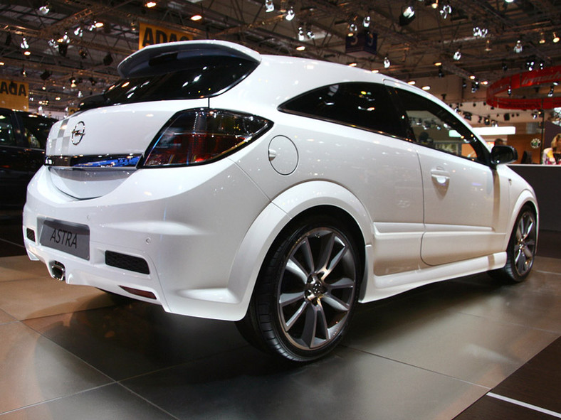 Essen Motor Show 2007: Opel Astra OPC Nürburgring Edition