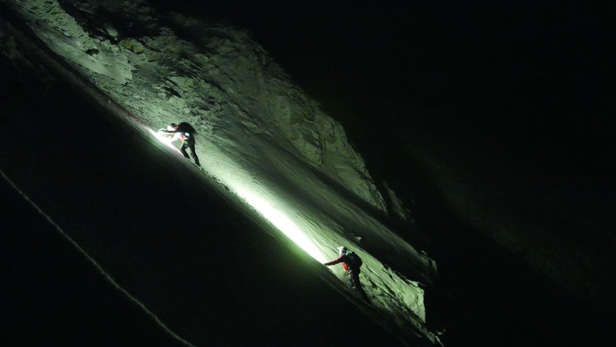 nocna wyprawa po dwóch turystów w rejon Wyzniego Czarnostawiańskiego Kotła / fot. Andrzej Mikler