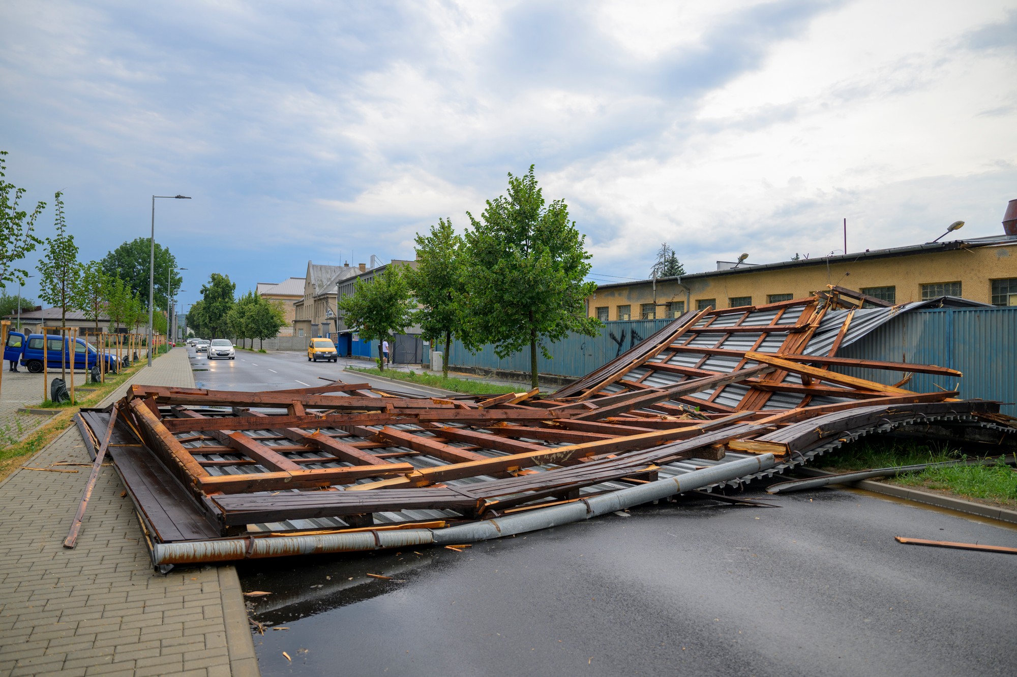Mesto Prešov vyhlásilo po búrke mimoriadnu situáciu.