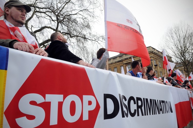 Protest Polaków przed Downing Street w Londynie