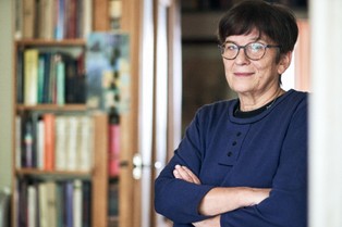 Kinga Dunin: Tokarczuk wyprowadza nas z opłotków [WYWIAD]