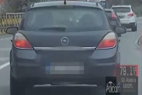 (VIDEO) U ZONI ŠKOLE DIVLJAO SKORO 100 NA SAT! Haos u Požegi: Policija hitno reagovala