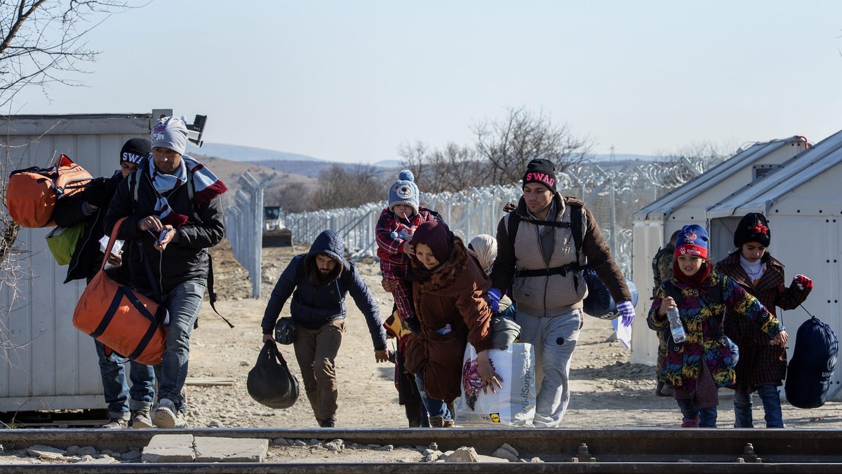 uchodźcy grecja macedonia imigranci