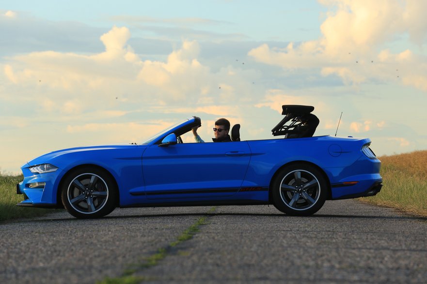 Ford Mustang 5.0 Convertible California Special (2022 r.)