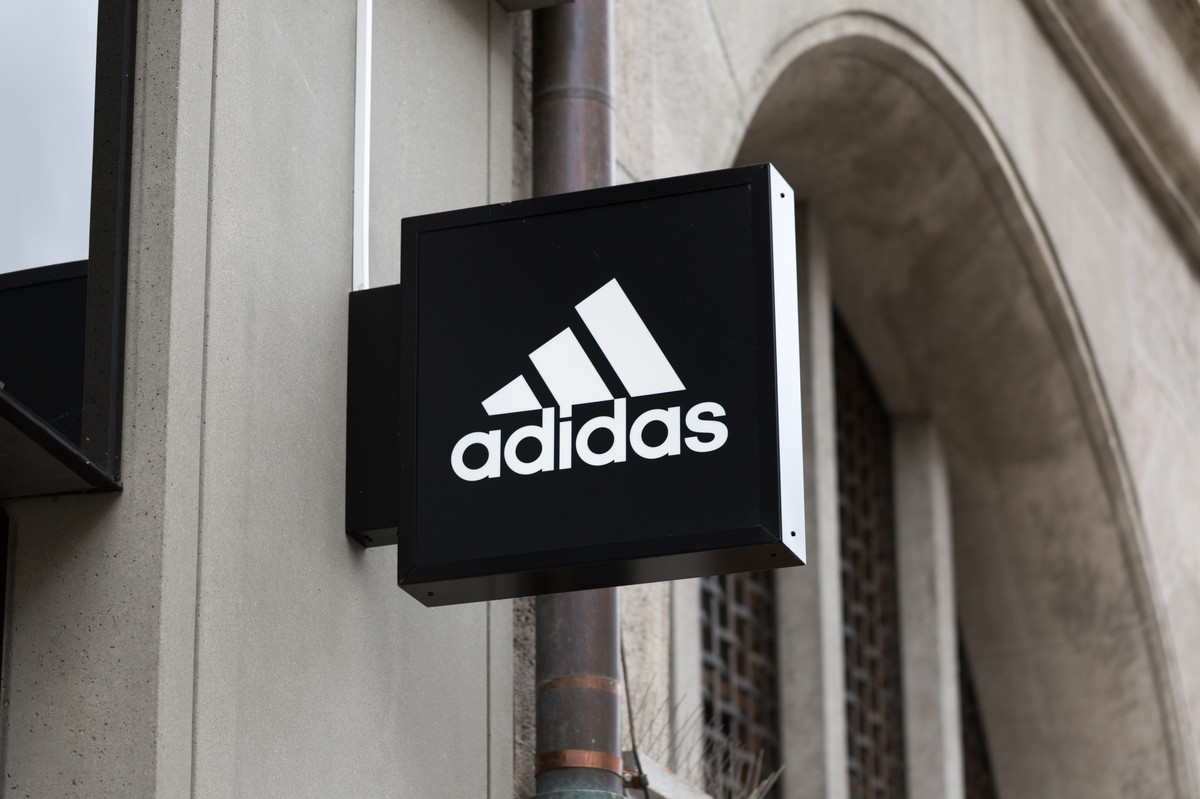 Adidas, sklep