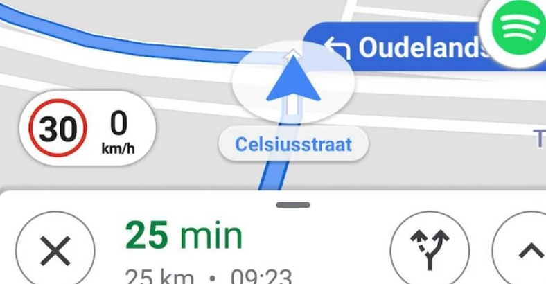 Ograniczenie prędkości w Mapach Google