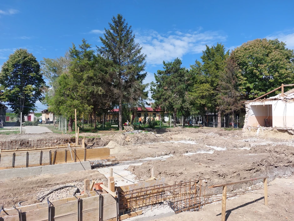 Predsednik pokrajinske vlade Igor Mirović obišao je Dom za duševno obolela lica u Čurugu