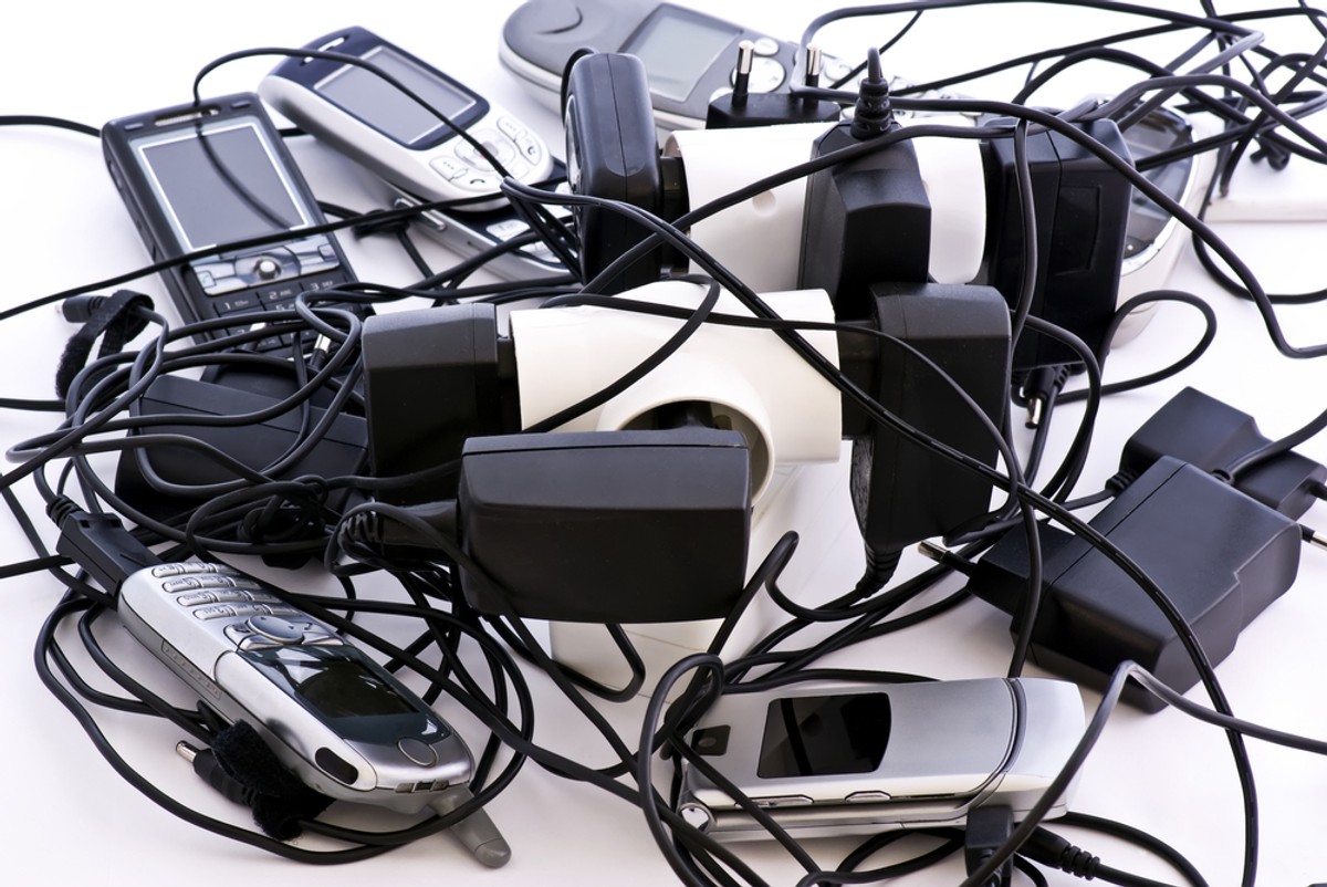 Już wkrótce będzie można oddać złom do sklepu z elektroniką