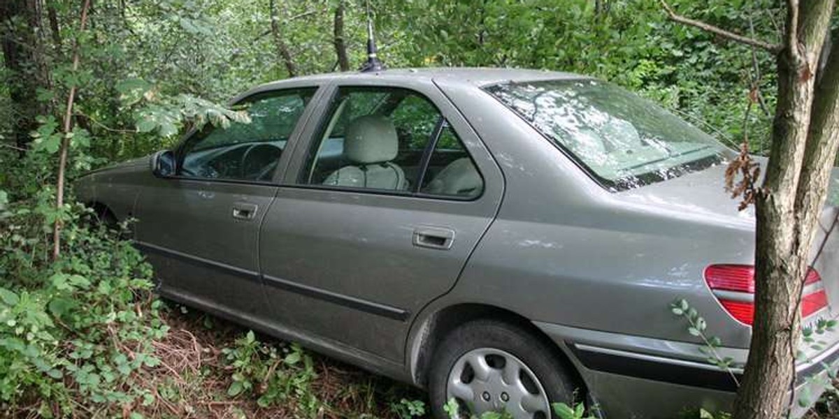 Auto wywiozło kierowcę w las, bo...