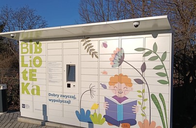 Książkomat stoi już w parku Literackim! 