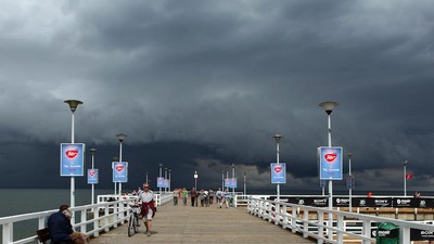 Gdańsk plaża chmury zachmurzenie