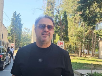 UDALA SE VANBRAČNA ĆERKA NAŠEG PEVAČA: Upriličena gala svadba u Kruševcu, a zbog onoga što je on uradio na venčanju svi su se raznežili