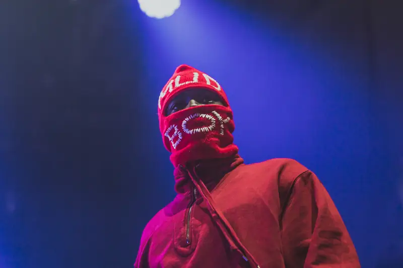 Sheck Wes wyskoczył na scenę w kominiarce