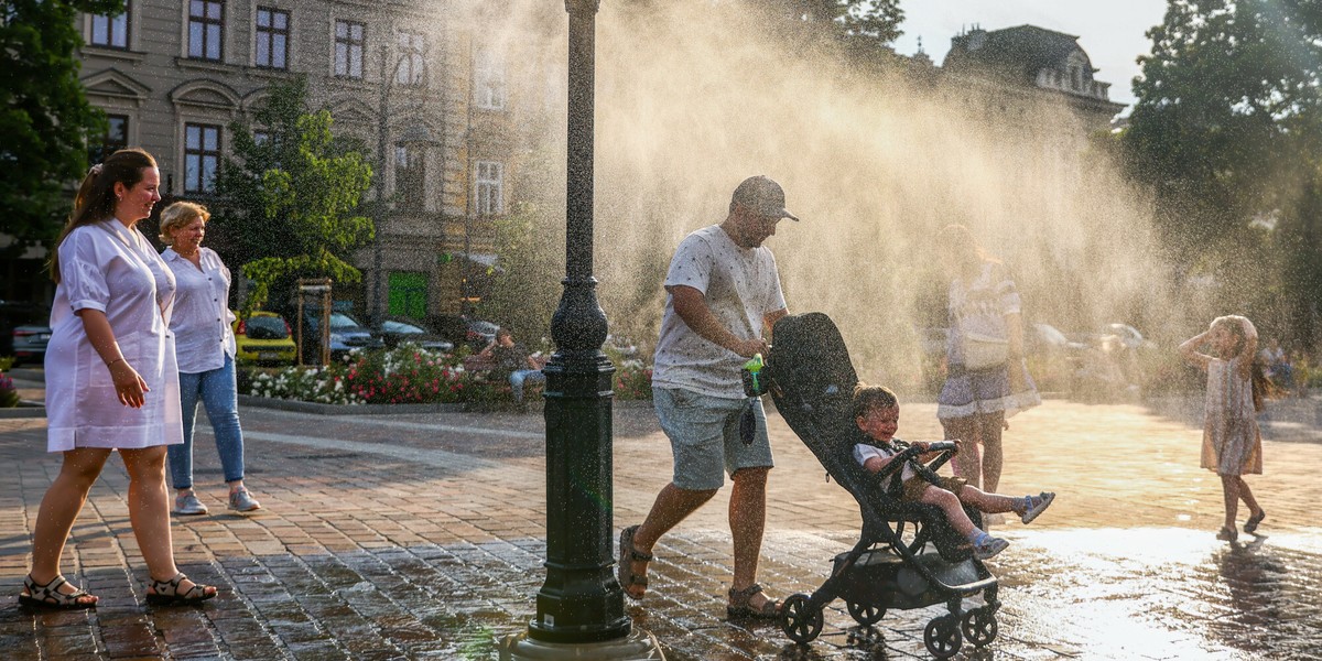 Upały to problem dla organizmu, ale odczuwa je również gospodarka.