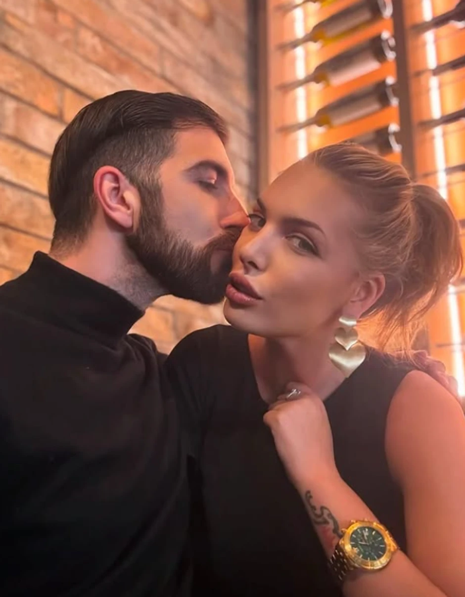 Ava Karabatić se udaje