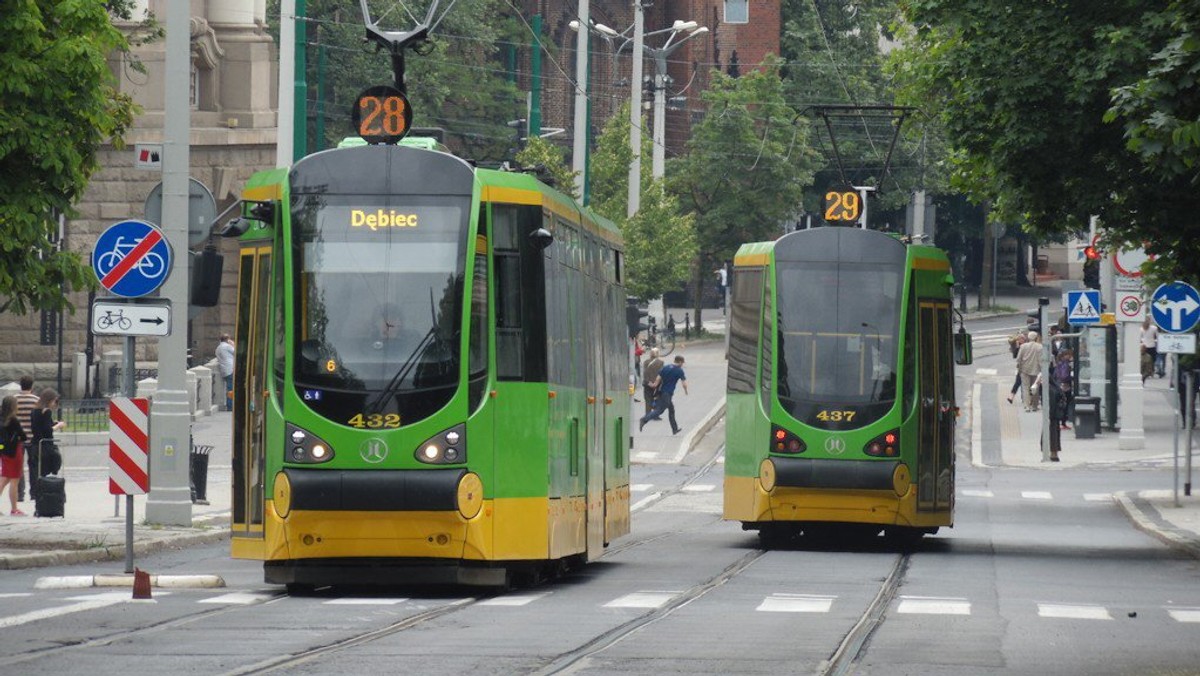 60 tramwajów dla Poznania zostanie kupionych dzięki unijnemu wsparciu; przebudowana będzie też część trasy tramwajowej. W Ministerstwie Rozwoju podpisane zostały umowy w sprawie dofinansowania tych projektów kwotą 107 mln zł.