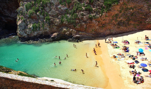 Plaża na wyspie Berlenga Grande, Portugalia