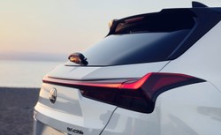 Lexus UX kusi nie tylko ceną. Hybryda 2.0 hitem w Polsce