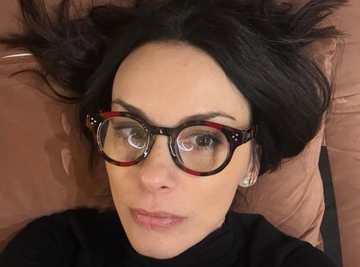 Pleni prirodnom lepotom, a mnogi joj nikada ne bi dali OVE GODINE: Evo kako izgleda RUTINA Slobode Mićalović, bez koje ne ide na spavanje