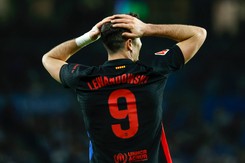 Robert Lewandowski okradziony z gola. 13 pechowa dla napastnika Barcelony