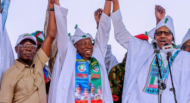 From L-R APC chairman, Adams Oshiomhole, Governor Umar Ganduje and President Buhari at the presidential rally in Kano [Channels Television]