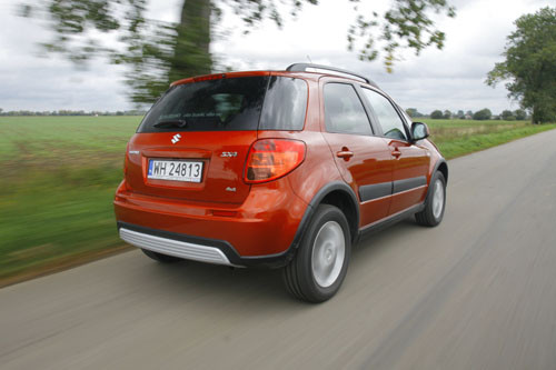 Suzuki SX4 1.6 GS - Uzdolniony kompakt