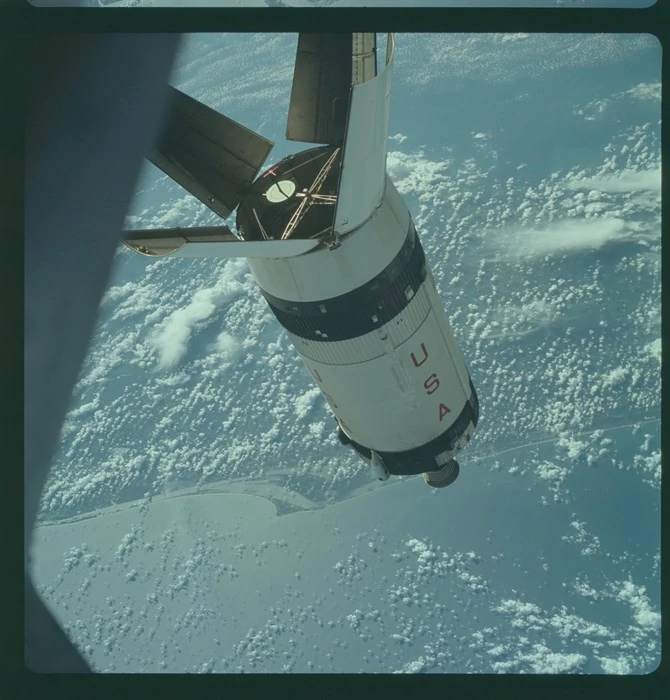 Misja Apollo 7