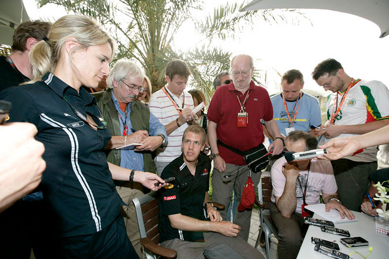 Grand Prix Bahrajnu 2009: kulisy wyścigu fotografował Jiří Křenek