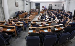 Senat przyjął uchwałę upamiętniającą Pawła Adamowicza. Politykom nie udało się porozumieć ws. treści dokumentu