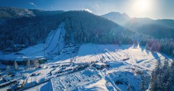 Cztery konkursy w Polsce. Zatwierdzono kalendarz Pucharu Świata w skokach 2020/21