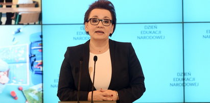 Wotum nieufności dla minister edukacji