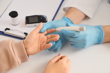 Mennyi az ideális vércukorszint cukorbetegen, és mennyi egészségesen?