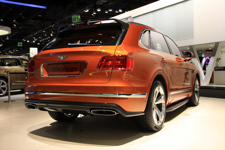 Bentley Bentayga (Frankfurt 2015)