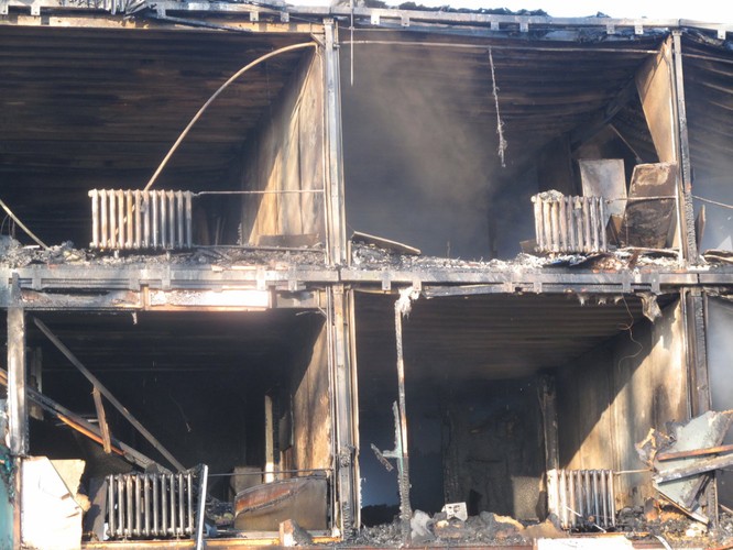 Tragiczny pożar w budynku socjalnym w Kamieniu Pomorskim. Zdjęcia dzięki uprzejmości RMF FM