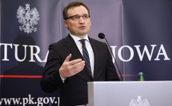 Ziobro może 'kształtować, trząść i elektryzować' Europę w 2018 roku. 14. miejsce w rankingu Politico