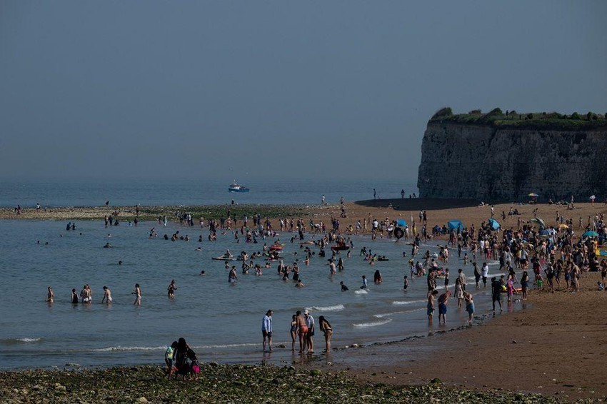 U Britaniji je već otvorena sezona kupanja | Foto: REUTERS/Chris J. Ratcliffe