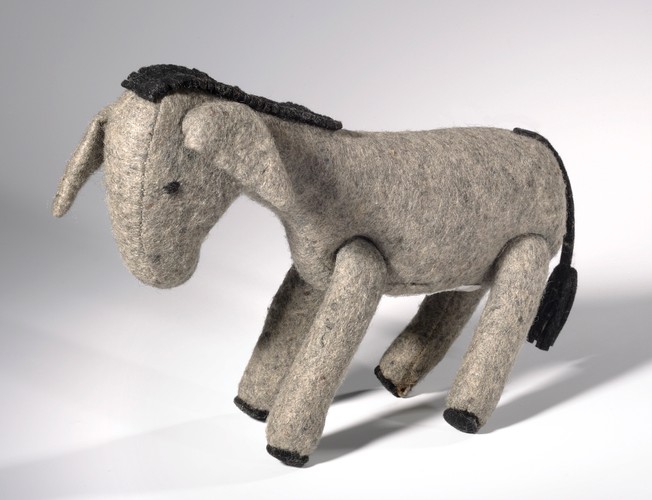 Wystawa kierowana jest do wszystkich zainteresowanych wzornictwem, bez względu na wiek