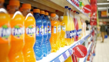 Podatek cukrowy 2026: nowe stawki, kto straci i o ile podrożeją napoje