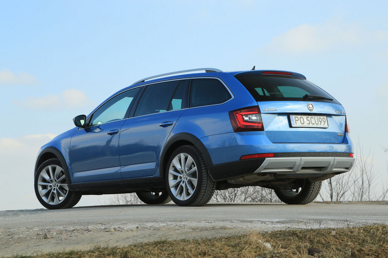 Skoda Octavia Scout 1.8 TSI - kosztuje jak SUV, a jeździ dużo lepiej