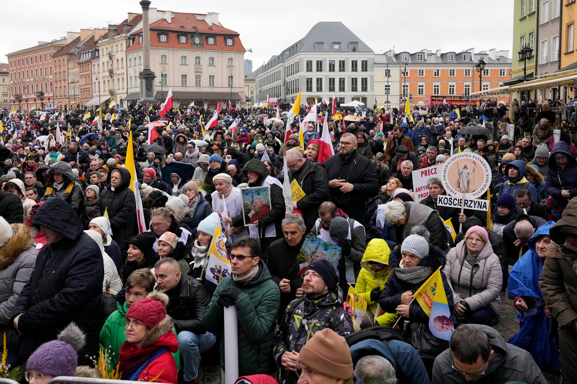 Pochod sa konal aj pri príležitosti 18. výročia úmrtia Jána Pavla II.